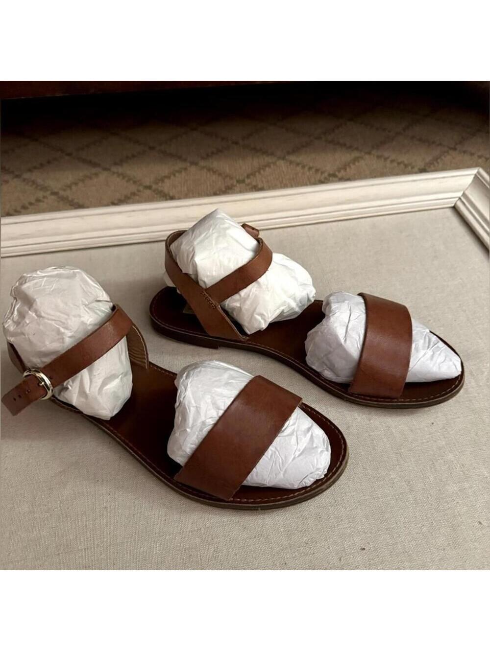 Steve Madden Dina Sandal in medium brown leather 8M